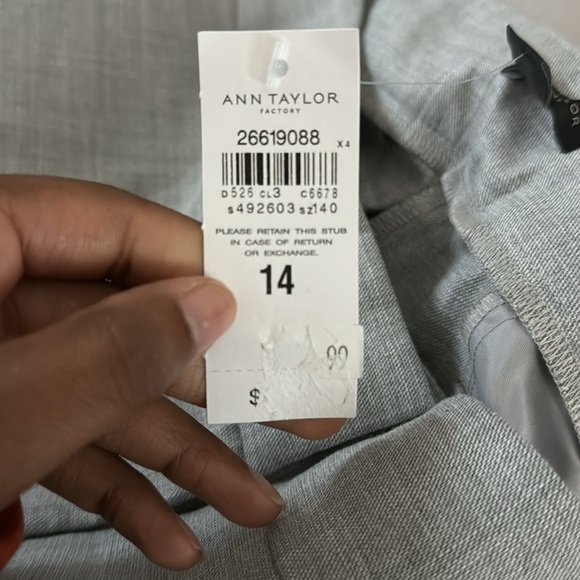 Women’s dress pants/trousers. Grey, Curvy through hip and thigh. Size 14 - Picture 7 of 8